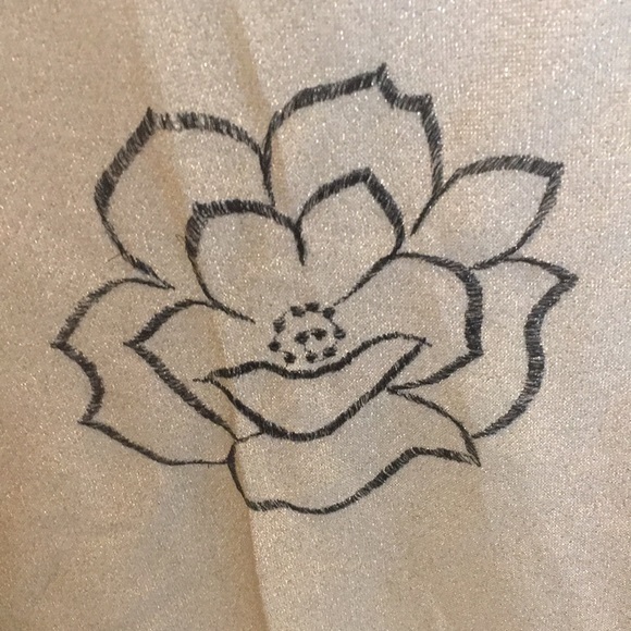 Gold fringe scarf / shawl - Picture 3 of 4